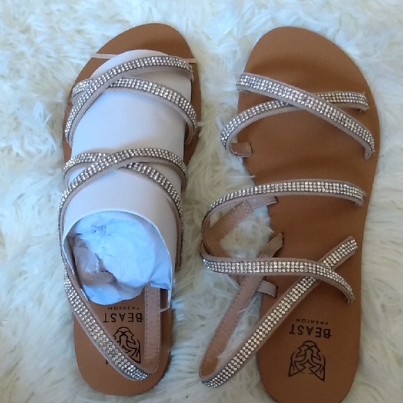 BEAST FASHION Shoes - Beast Fashion Women's Tan Sandals